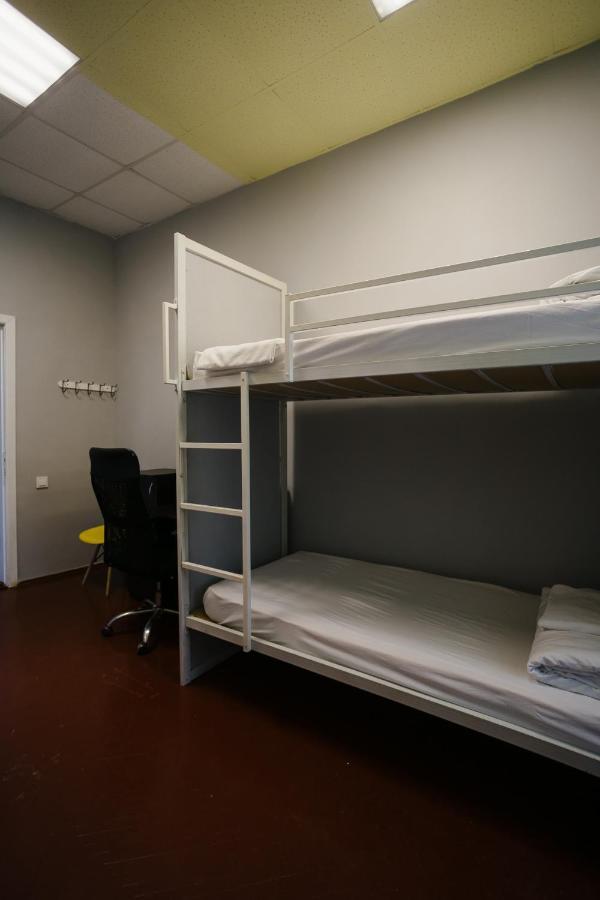 P2B hotel&bar Kiev Bagian luar foto