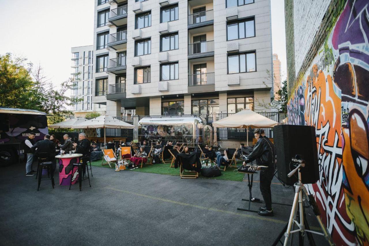 P2B hotel&bar Kiev Bagian luar foto