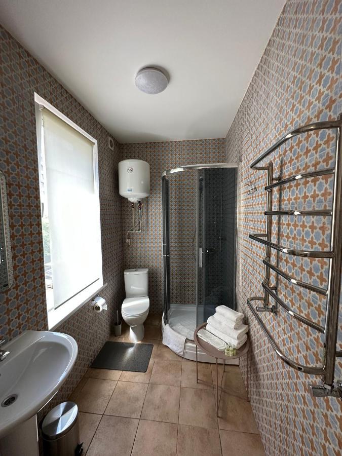 P2B hotel&bar Kiev Bagian luar foto