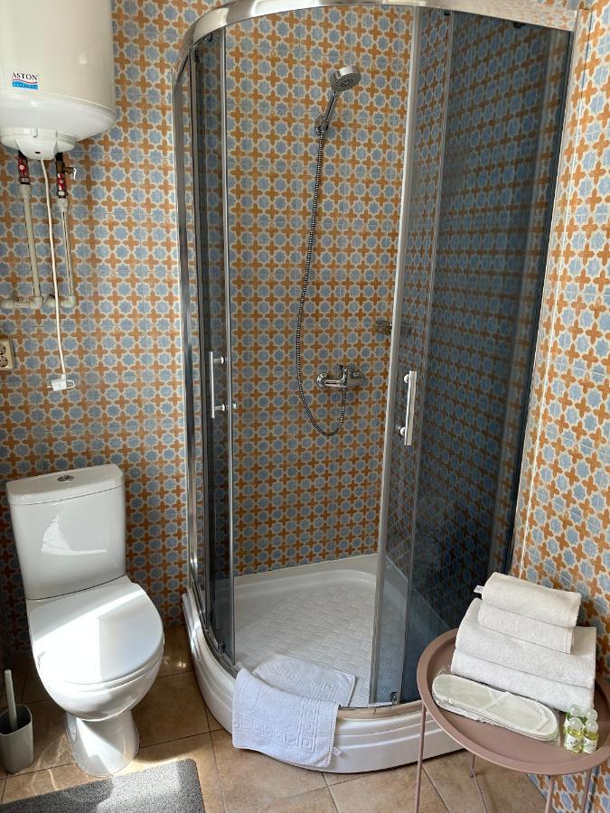 P2B hotel&bar Kiev Bagian luar foto